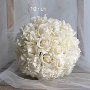 12 Real Touch Faux Roses Bouquet de mariée, Artificielle Morandi Blanc Ivoire Roses Bouquets De Mariage, Faux Fleurs Boutonnière Corsages one 10inch bouquet