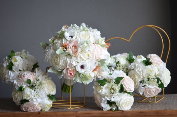 Real Touch – 4 Ortensie Artificiali In Lattice – 2 Rosa E 2 Bianche – Altezza 53,3 Cm – Fiori Finti Realistici