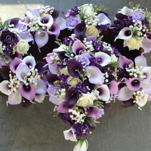 Fake Rustic Purple Wedding Bouquets, Real Touch Purple Ivory Roses, Calla Lilies, baby&#39;s Breath, Lavender Lilac Bridal Bouquets, Gold Pearls