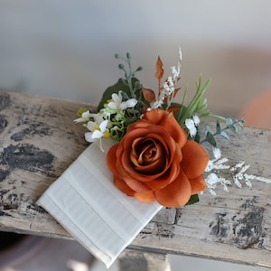 Greenery Pocket Boutonniere In Burnt Orange ,Groom, Groomsmen, Groom's accessories, Rustic Boutonnieres, Fall boutonnieres, Baby's breath