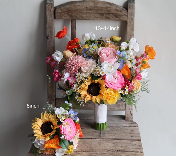 Faux Wildblumen Brautstrauß, Bunt Gelb Rosa Hochzeitsstrauß, Frühling Sommer Strauß, Dahlie, Ranunkel, Mohnblume, Gänseblümchen, Sonnenblumen