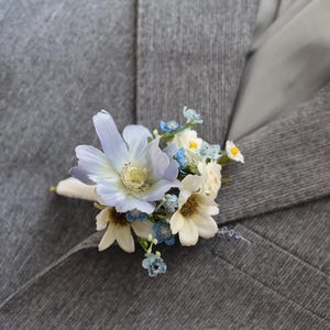 Fake Blue White Wildflowers Boutonniere, Artificial Flowers Wedding Boutonniere, Rustic Boutonniere, Prom Corsage