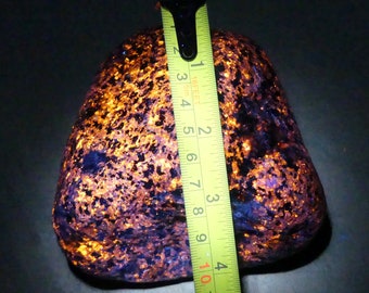 2lb 15.35oz, Fluorescent Sodalite, Michigan, EMBERLITE, Yooperstone, Yooperlite, Lake Superior, Glows Under UV Lights, Free Shipping In USA