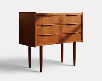 Ejsing Møbelfabrik Teak Chest of Drawers | Danish Mid-Century Cabinet