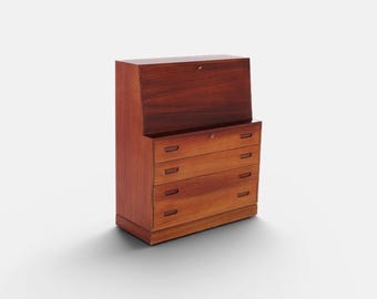 Arne Wahl Iversen Model 81 Secretary Desk | Vinde Møbelfabrik | Rosewood