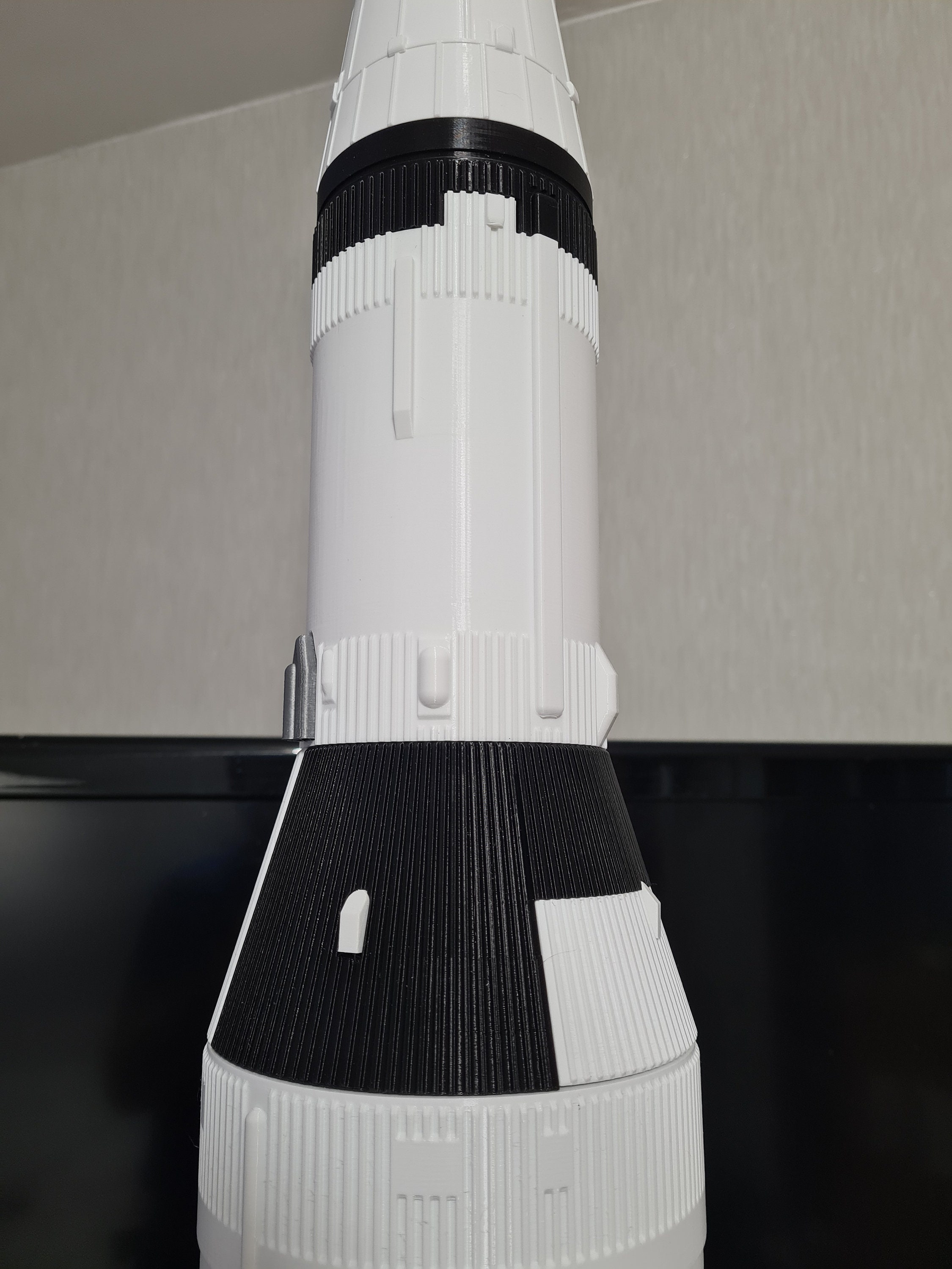 新登場！サターンV 5フィート152cm アポロ11号 ディスプレイモデル