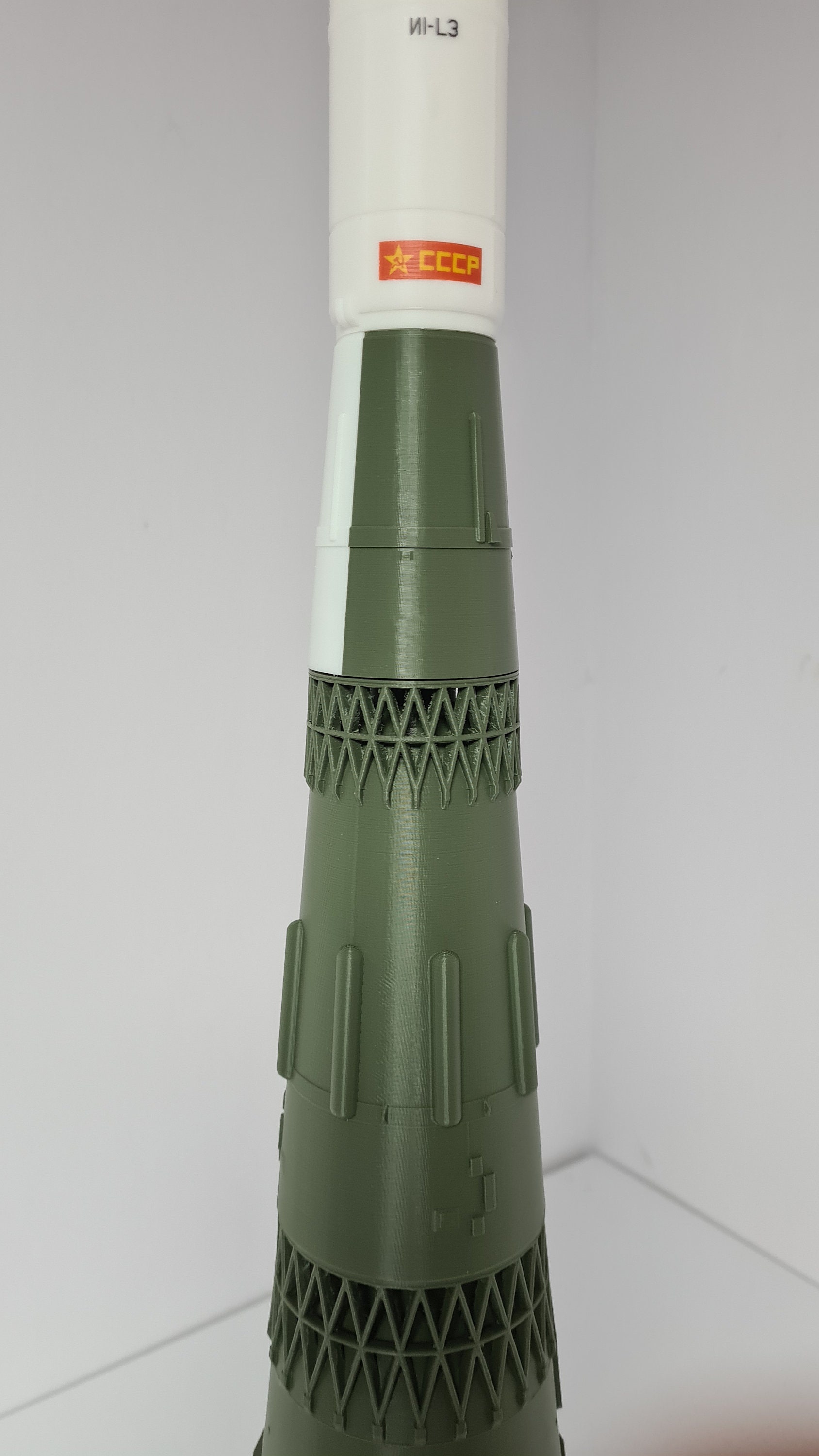 新登場！ソビエト N1 月ロケット モデル - 1:144 スケール 730