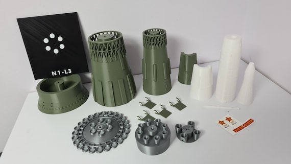 新登場！ソビエト N1 月ロケット モデル - 1:144 スケール 730 mm 29