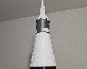 Maquetas de cohetes Saturn V detalladas y grandes