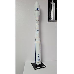 NOUVEAU ! Modèle Space Vega C d'Ariane - KIT 486/250 mm à l'échelle 1:72 ou 144 ou pré-assemblé