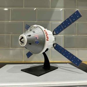 ORION MPCV Spaceship Spacecraft Artemis Rocket Model - 6inch Collectible UK Made