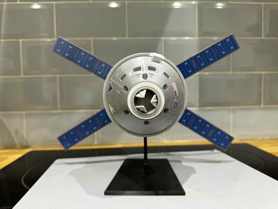 オリオンMPCV宇宙船アルテミスロケット模型 - 6インチ コレクターズ