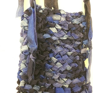 Crochet Ribbon Yarn Pouch: Blue Cell Phone Holder