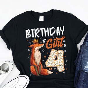Fox Animal Lovers 4th Birthday Girl Fox B-day 4 year old Fox Lovers B-day animal T-Shirt, 4th Birthday girl, Cute Fox Girl turning 4 Shirt