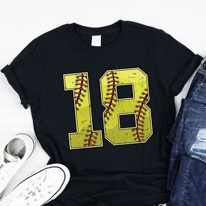 Softball Birthday Boy Girl Turning Osiemnaście Lat 18 Lat 18 Bday Party Temat Dekoracje Materiały Tshirt Bluza z kapturem Dla Chłopców Dziewczyn Dzieci Maluchy