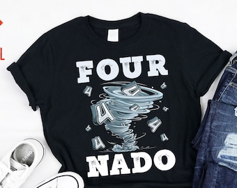Four Nado 4nado 4th Birthday Boy 4 Years Old Bday Little Boy Girl Turning Four Tornado Tematyczne dekoracje imprezowe Materiały Tshirt Hoodie Kids Boys