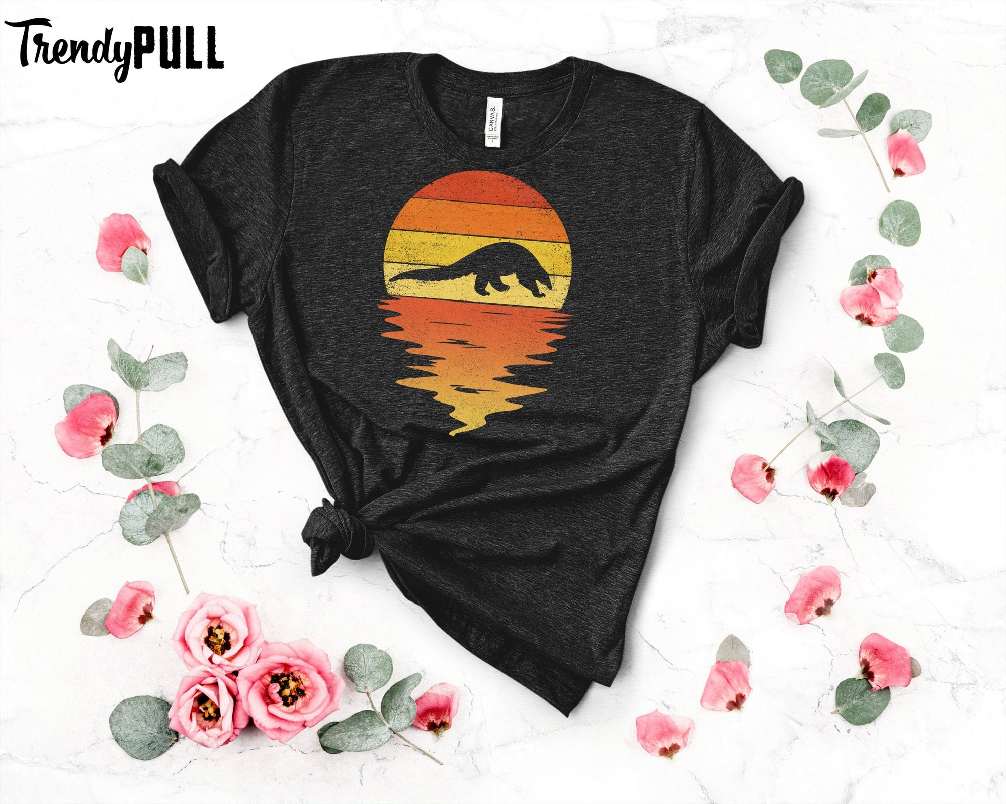Discover Pangolin shirt 60s, 70s , 80s vintage retro sunset Pangolin T-Shirt