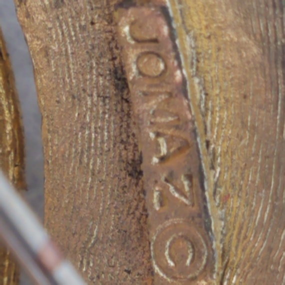 Vintage SIGNED JOMAZ BROOCH Brushed Gold Tone Lea… - image 4