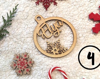 Personalized wooden Christmas ball, child's customizable first name