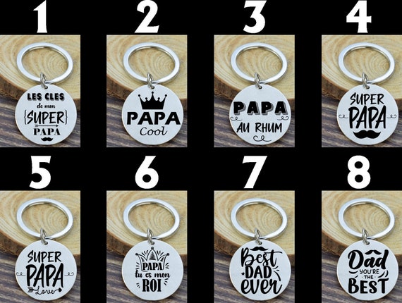 Portachiavi in Legno Personalizzato con Cuoricini e Nome - Idea Regalo Festa del Papà | Olallà