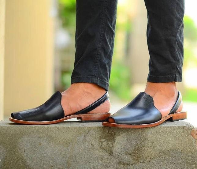 shoes with flat heels