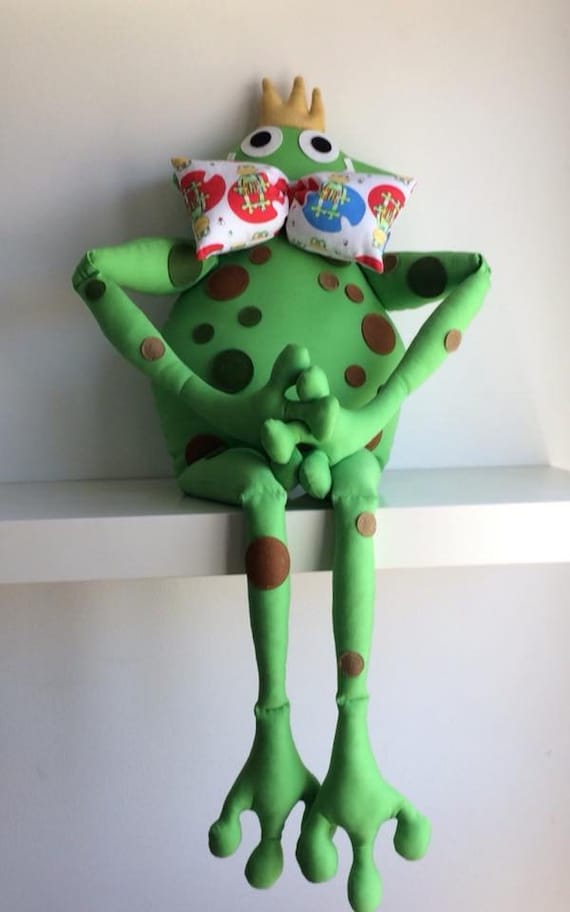 green frog doll