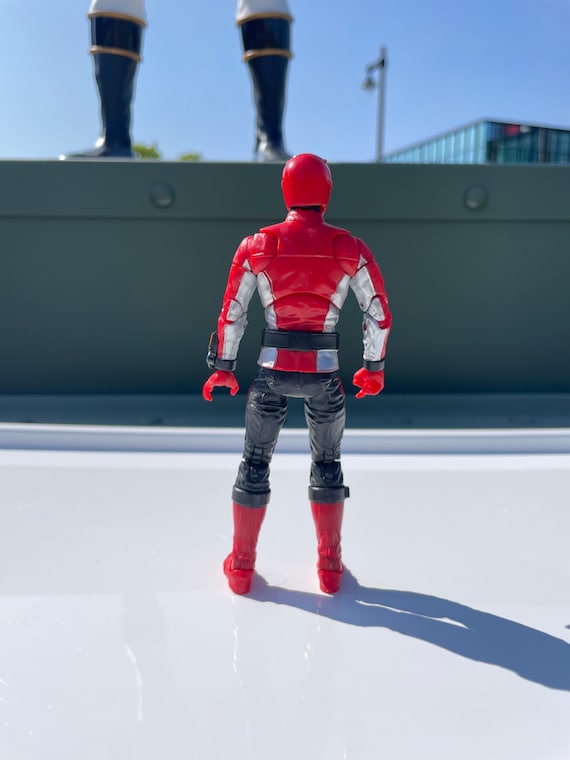 Hasbro Power Rangers Beast Morphers Red Ranger 6" Action Figure Toy
