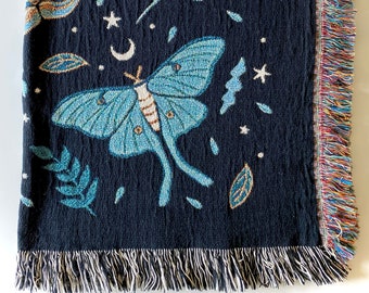 Luna Moth Throw Blanket: Woven Cotton Jacquard Tapestry, Fringed Edge