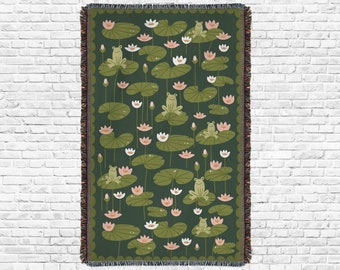 Teichfreunde | Froggie Fleecedecke aus 100% Baumwolle | Frogs & Toads Jacquard Webdecke mit Fransen | Gewebt in den USA