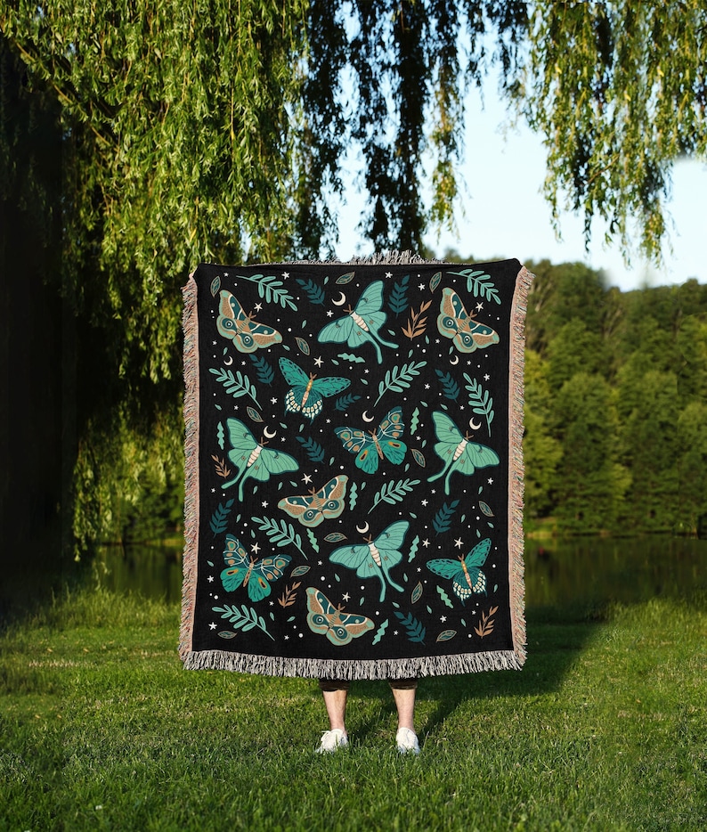 Luna Moths Blanket 100% Cotton Jacquard Blanket with Fringed Edge Woven in the USA 60 x 80 in Queen Size Bed imagem 1