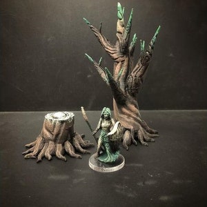 Forest Tree DnD Miniature Terrain, Dungeons and Dragons, D&D, Pathfinder , Wargaming, Scatter, 28mm, 32mm, 15mm