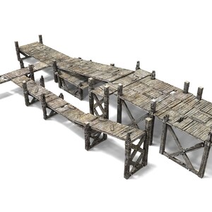Pu&ograve; includere: Un set di tre pezzi di banchina in legno per giochi da tavolo. I pezzi sono in legno marrone e hanno un aspetto invecchiato. I pezzi sono progettati per essere utilizzati come un molo o un pontile per un gioco di miniature.