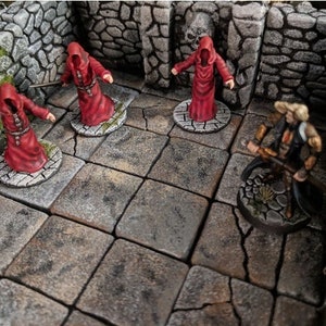 28mm Cultists Pathfinder Terrain DnD Terrain 32mm | DnD Miniature | Pathfinder Miniature | Pathfinder | DnD | Wargaming Miniature