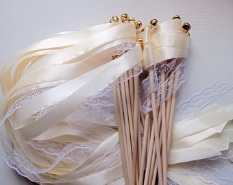 10 Wedding Wands Creme mit weißer Spitze, Glücksstäbe, Zauberstäbe, Hochzeitsstäbe