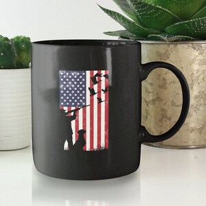 Hunter with dog, duck hunter coffee mug hunting season gift for boyfriend, hunting gifts men,gift for dad,gift for him