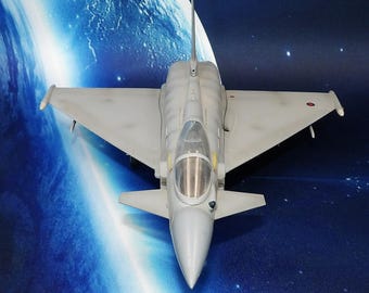 ユーロファイター タイフーン EF 2000 1/72スケール、イギリス空軍