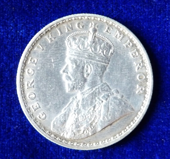 アンティーク シルバー 1 ルピー 1913 年 - ジョージ 5 世。インド