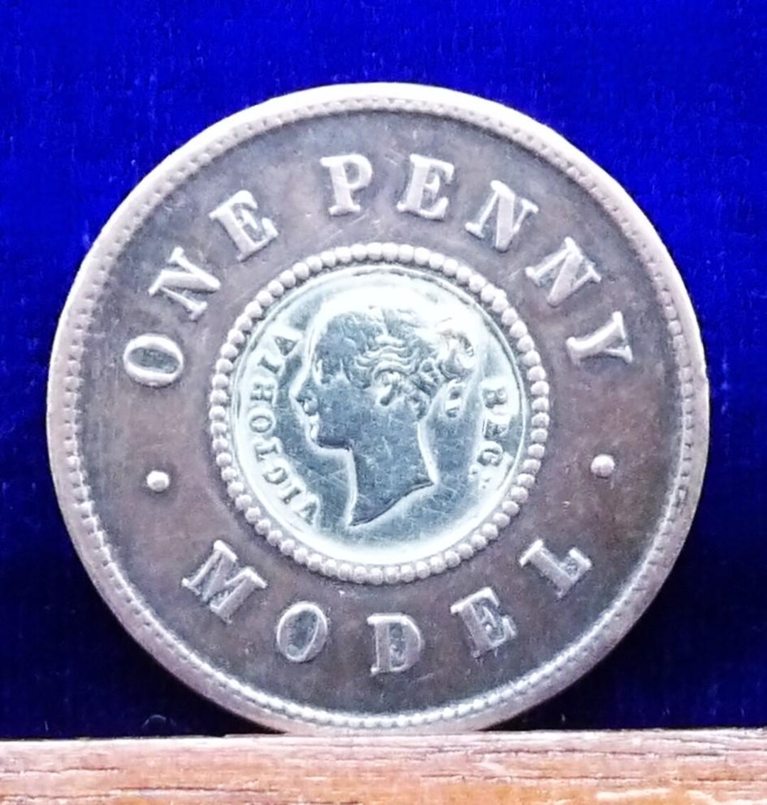 1844 イギリス ヴィクトリア女王 1ペニーモデル・アンティーク  il_1080xN.7185432195_ten0.jpg