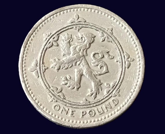 イギリス　1ポンド ピエフォー　1994年 1994年スコットランドのライオンの1ポンド（旧）硬貨が流通 - Etsy 日本
