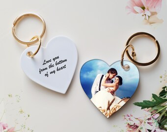 Llavero personalizado con foto y corazón - Llavero con iniciales / Nombres personalizados / Regalo de cumpleaños para ella / Regalo de aniversario / Regalo de San Valentín