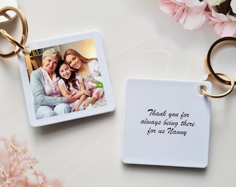 Llavero personalizado con foto para niñera o abuela: llavero con nombre personalizado para ella, niñera o abuela, regalo de cumpleaños o regalo del Día de la Madre.