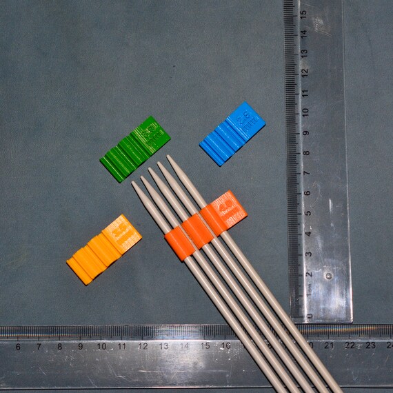 Double Ended Knitting Needle Holders