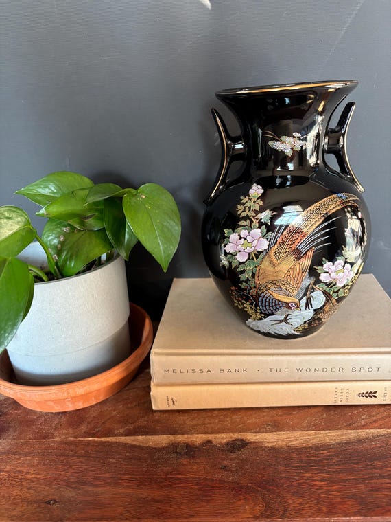 ●JAPANESE MODERN VINTAGE FLOWER VASE ● Vintage Japanese Porcelain Vase Black Peacock Floral Design Japan