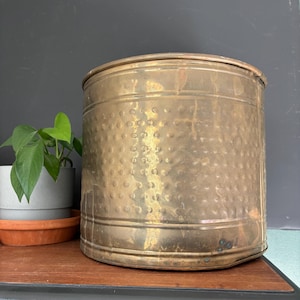 Vintage Brass Planter pot , round , Hammered Metal potted plant holder