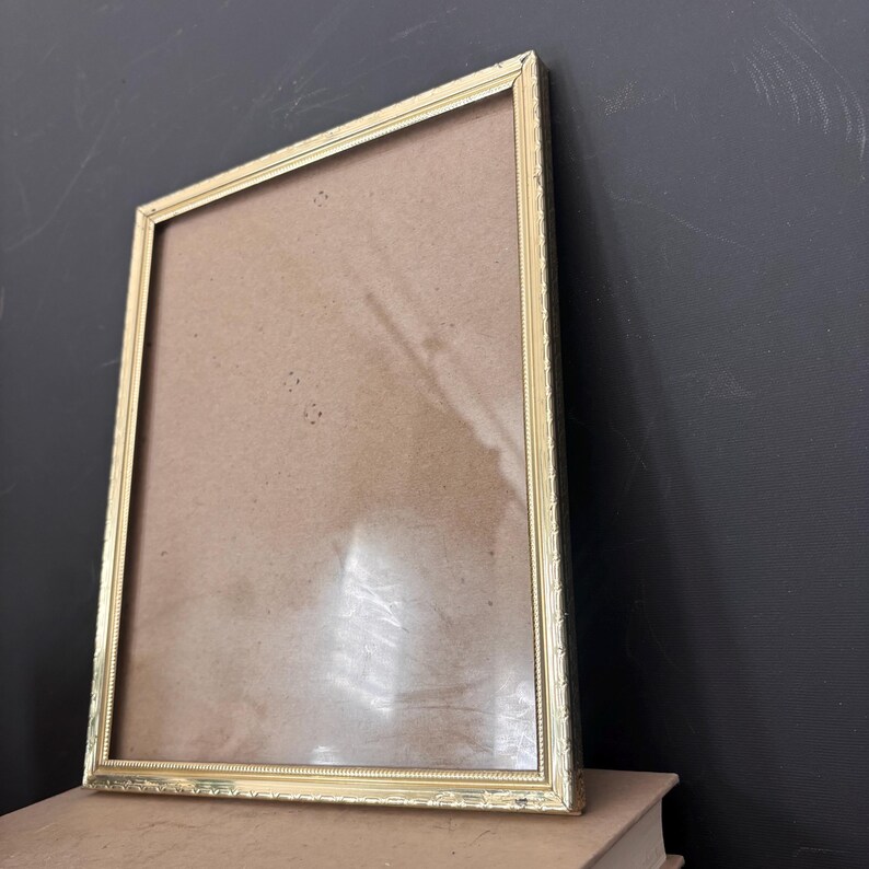 Vintage Ornate Gold Tone 8x10 Photo Frame MCM Hollywood Regency Brass ...