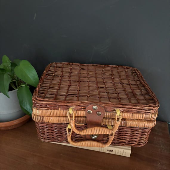 Vintage Small Wicker Picnic Basket, Square Picnic Box With Handles