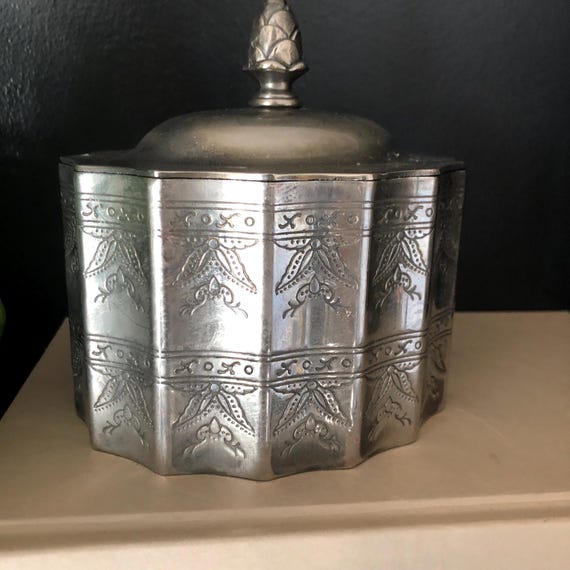 Vintage Godinger Silver Plate Oval Trinket Jewelry Box Red