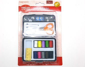 Thread Needle Sewing Kit Ruler Threader Scissor Button Pin Set Travel Mini Box