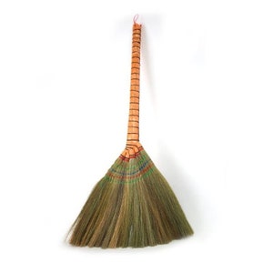 Natural Fine Reeds Sturdy Easy Sweep Long Broomstick actual functioning for inside home floor