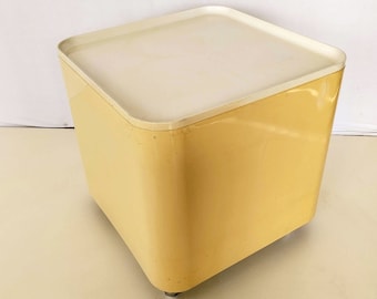 Marcello Siard - Longato - Dime - space-age design - box, coffee table, object holder, bedside table